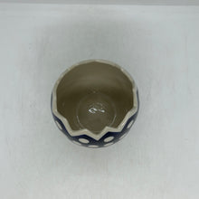 Load image into Gallery viewer, Pottery Misfit - Small Cracked Egg - D64