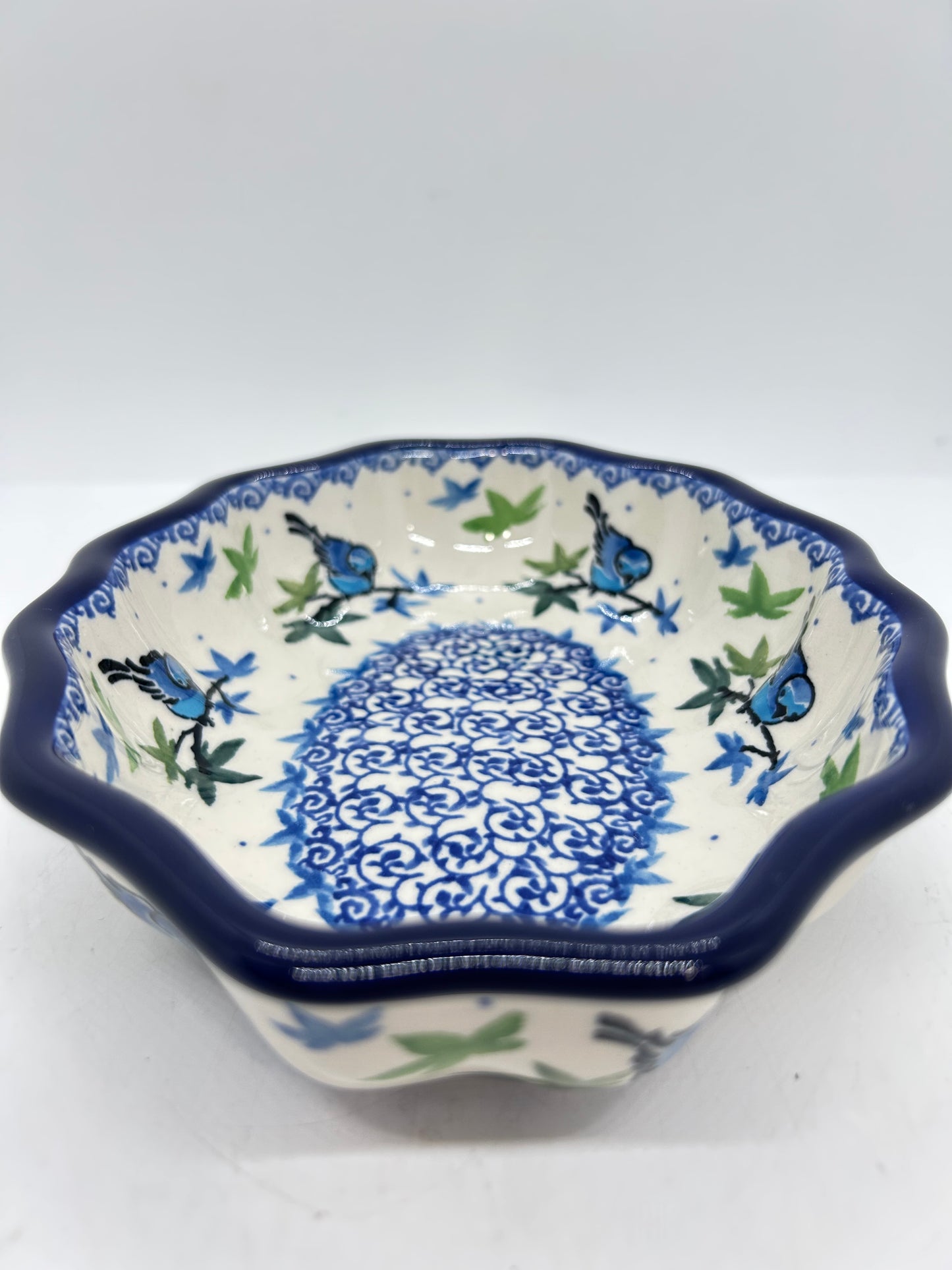 Bowl ~ Oval Fluted ~ 6 x 7.5 inch ~ 3235X ~ T4!