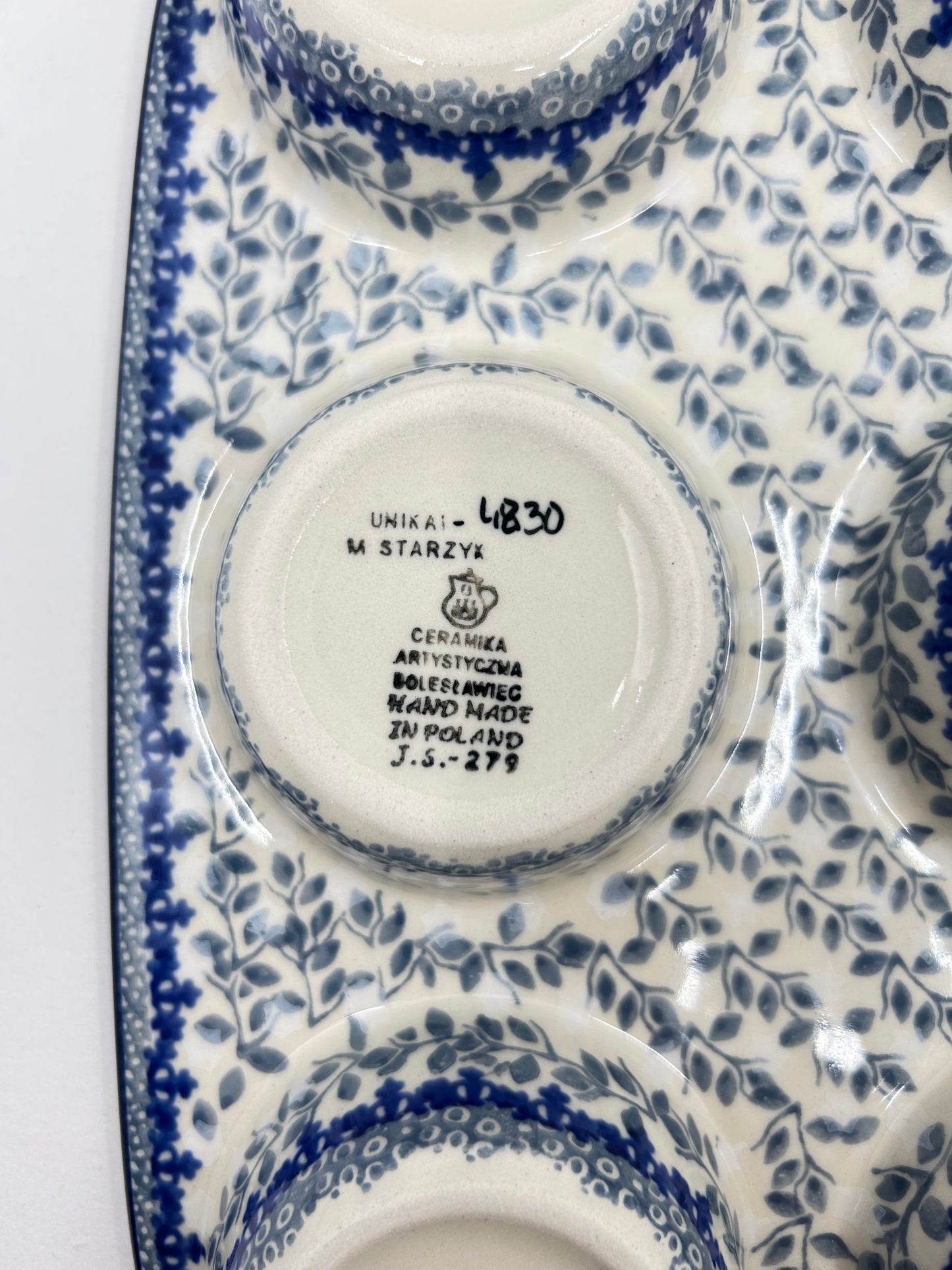 Muffin Pan ~ U4830 - U3!
