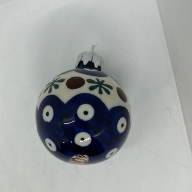 Andy Round Ornament - D24