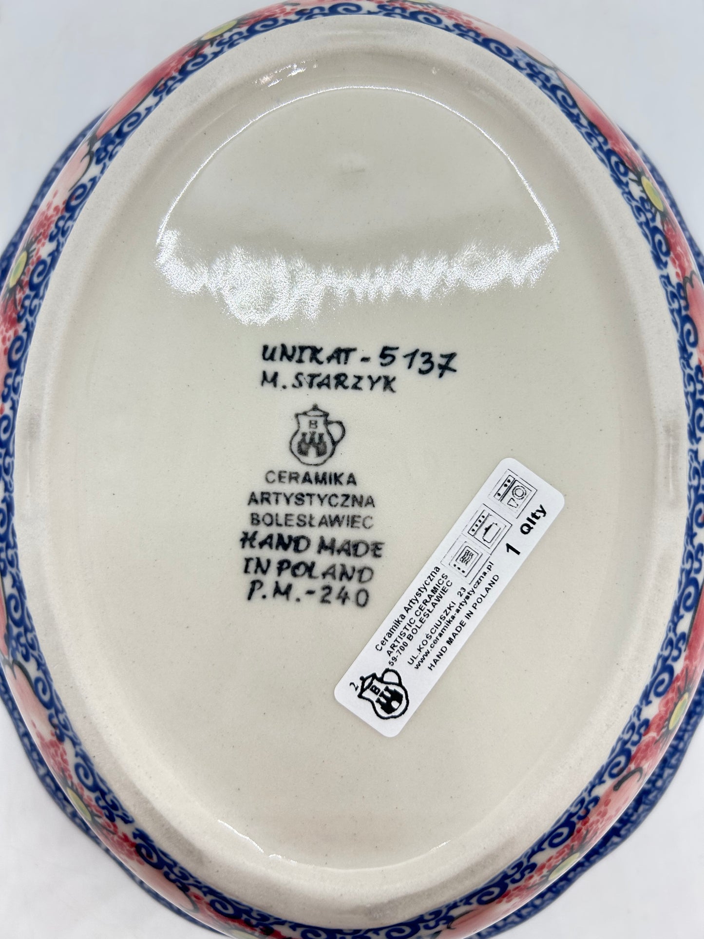 Baker ~ Wavy Edge Oval with Lid ~ 9.5 inch ~ U5137 ~ U4!
