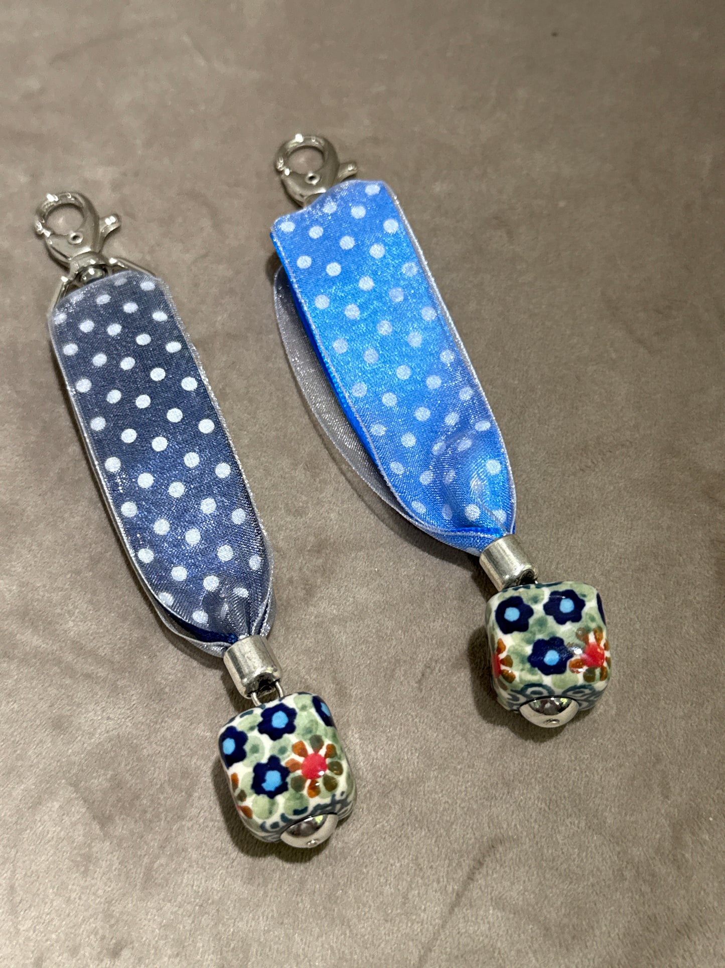 Manufaktura Keychain - Square Blue Daisy