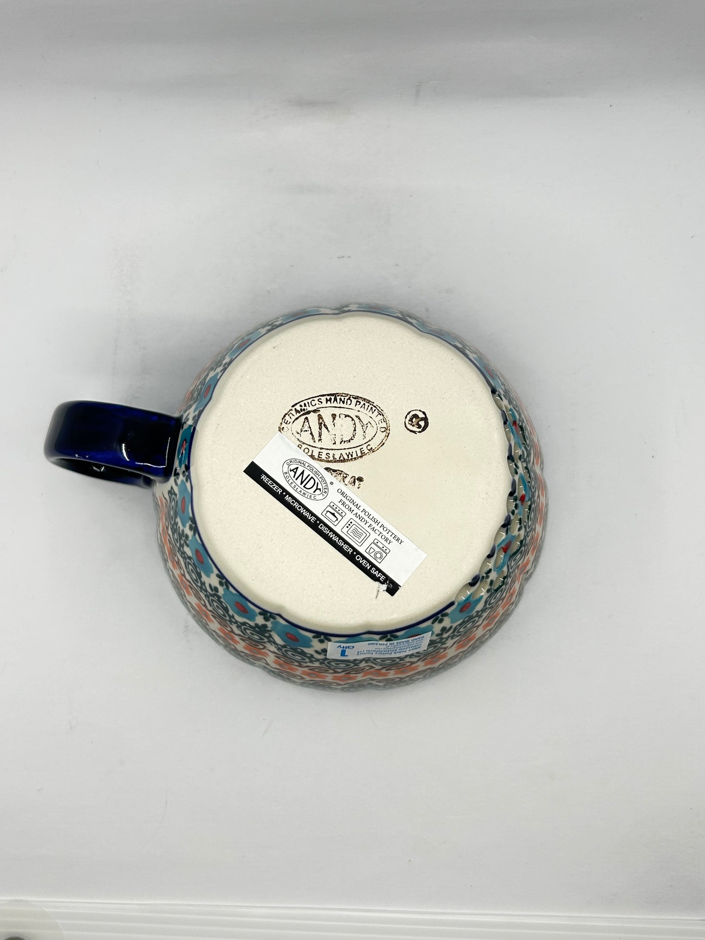 Fruit Bowl with Handle - D62