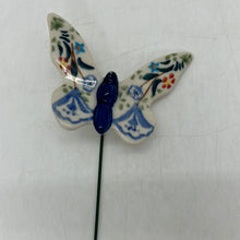 Load image into Gallery viewer, Butterfly Figurine on a Metal stick - JZ32