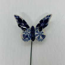 Load image into Gallery viewer, Butterfly Figurine on a Metal stick - SB01