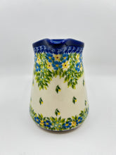 Load image into Gallery viewer, Pottery Misfit - Larger Gravy Pitcher - U595