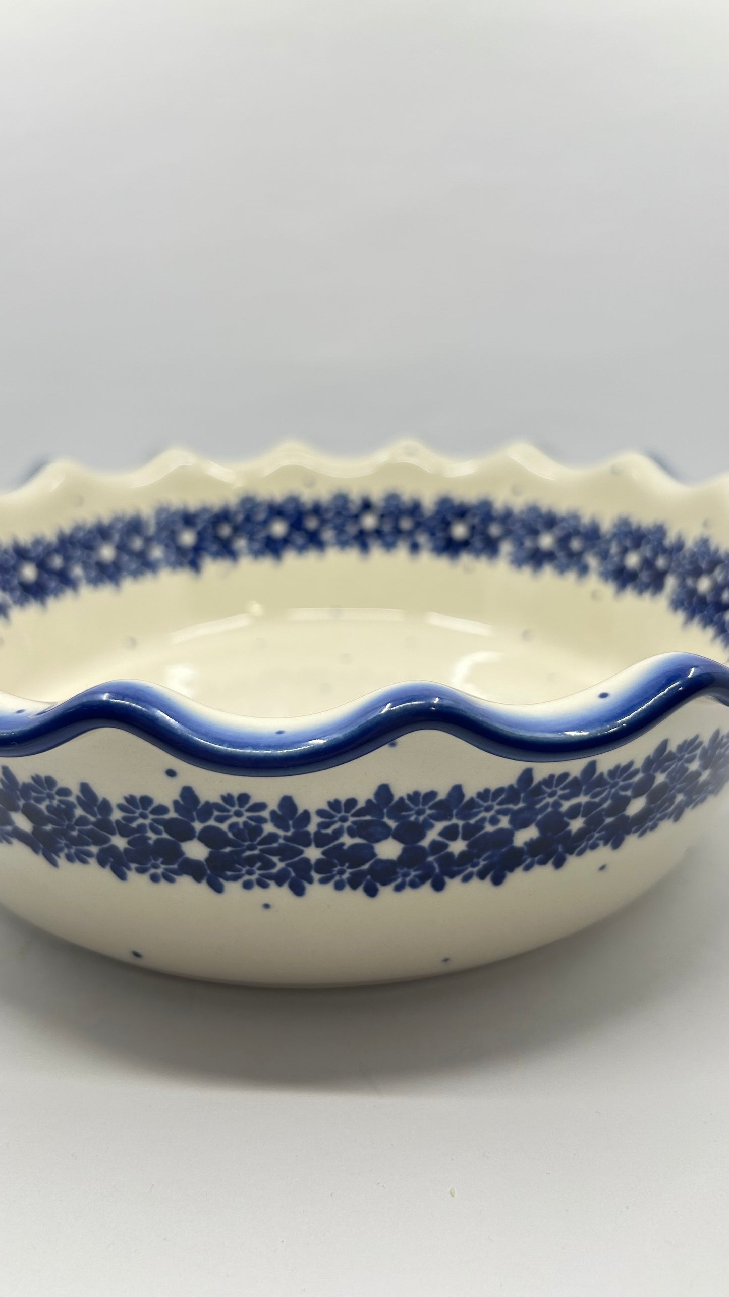 A185 Wavy Pie Plate - D51