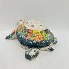 Load image into Gallery viewer, Pottery Misfit - Turtle with cover that comes off - U-V3 (NO COVER)