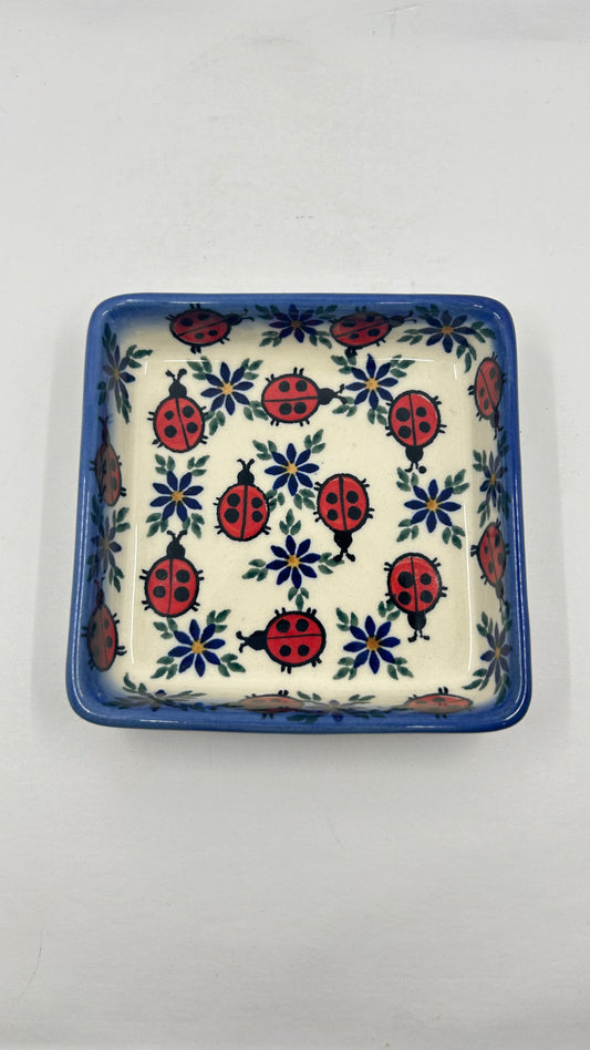 4.75" Square Bowl - D18