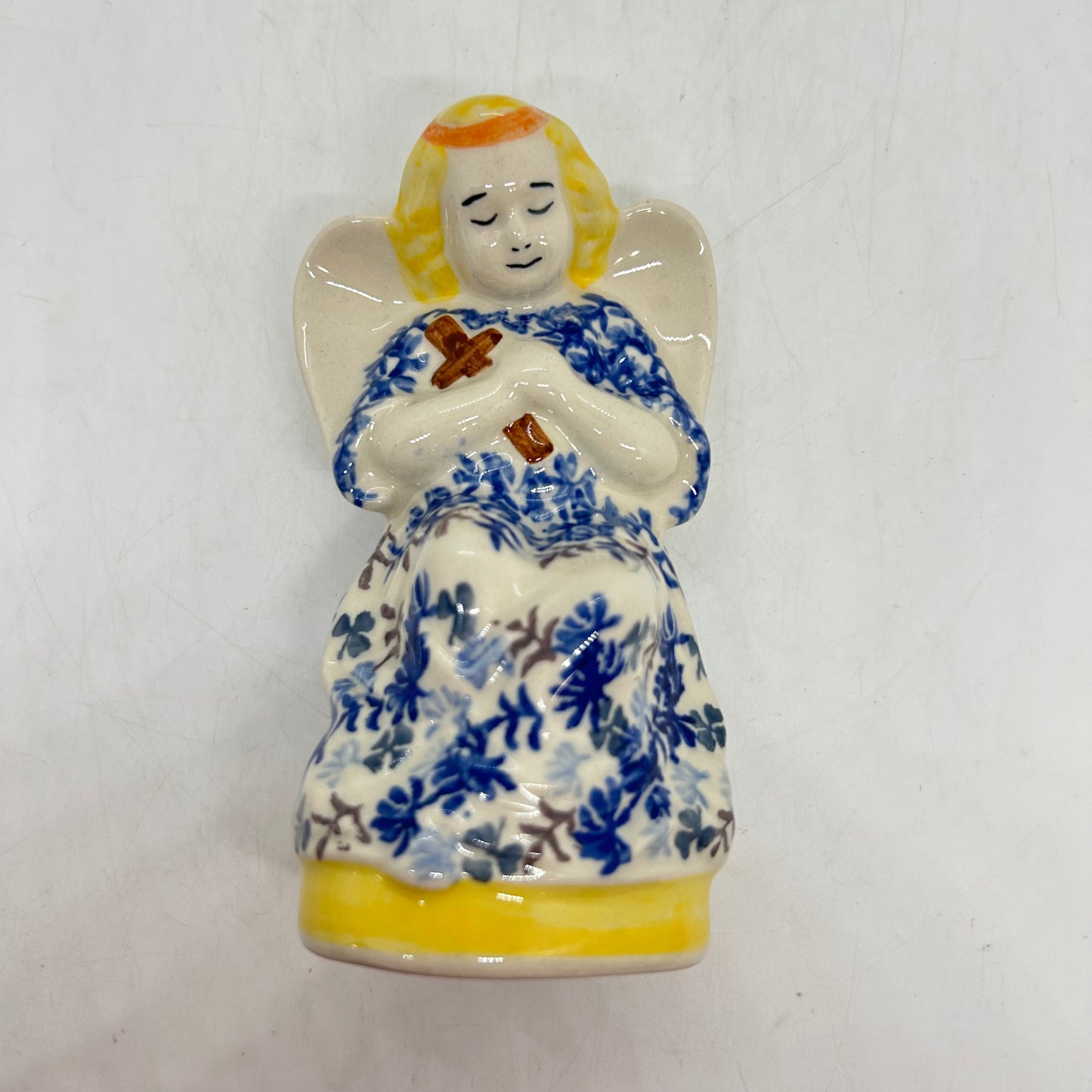 Angel with Cross Figurine - PS26