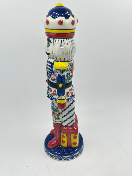 Nutcracker - CU-517
