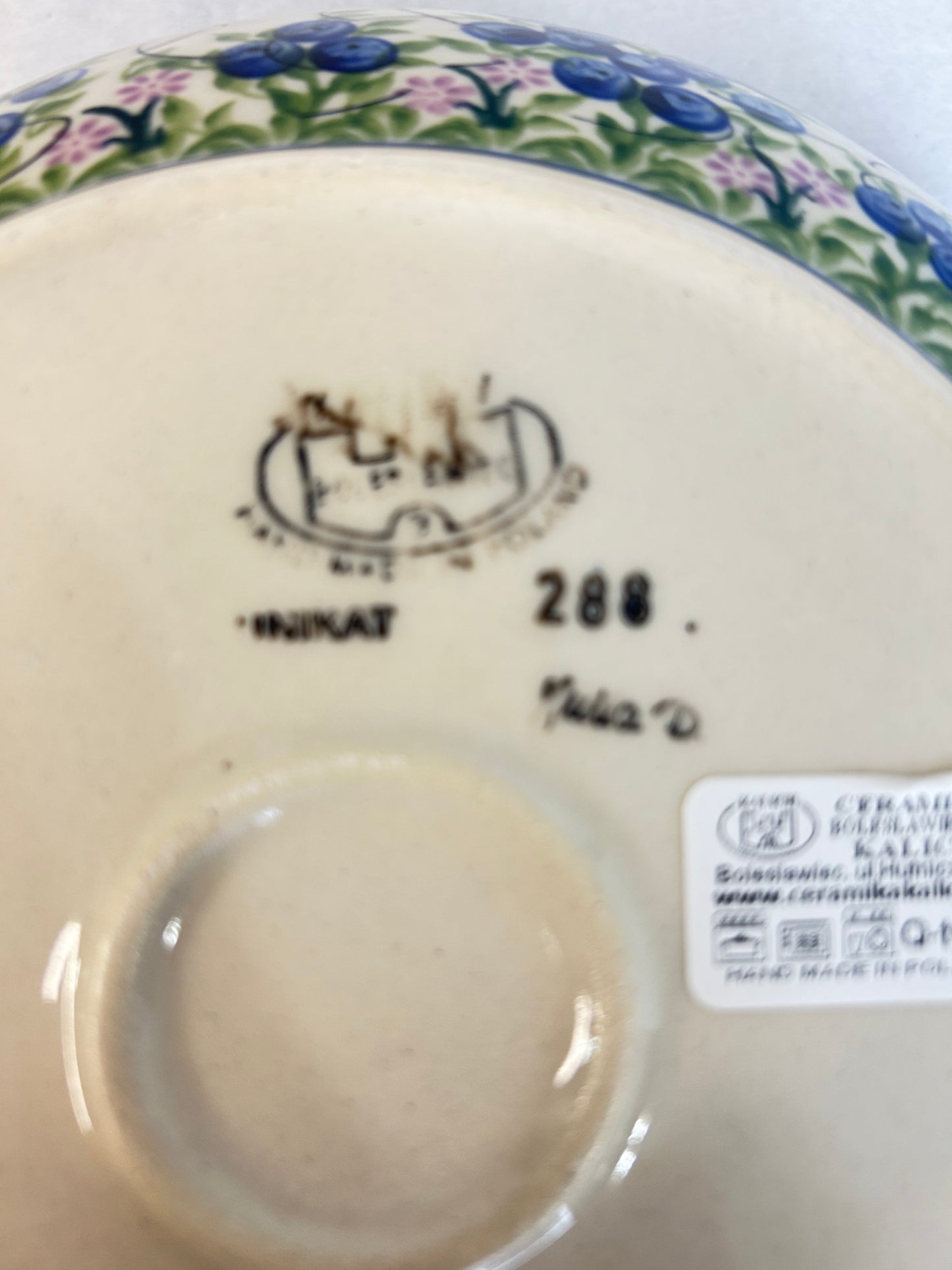 Bowl with Handles - U288