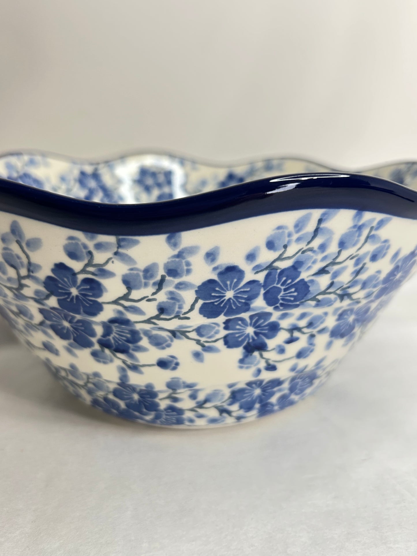 Bowl ~ Wavy Edge ~ Medium ~ 10 inch - 3428X - T4*
