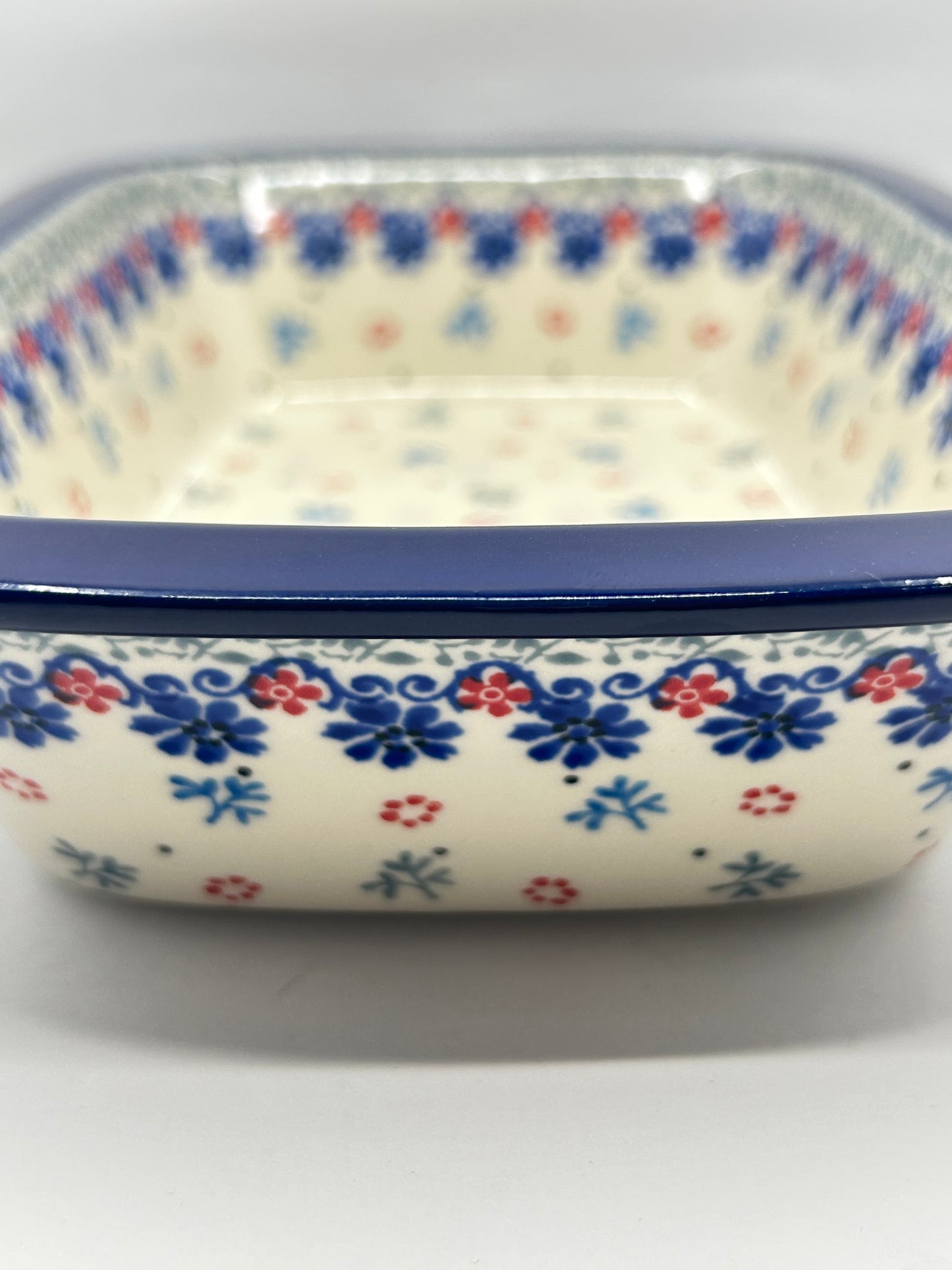 Baker ~ w/Grip Edge ~ 7 x 9.75 inch ~ 2636X ~ T3*