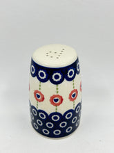 Load image into Gallery viewer, Pottery Misfit - Pepper Shaker ONLY - PS03