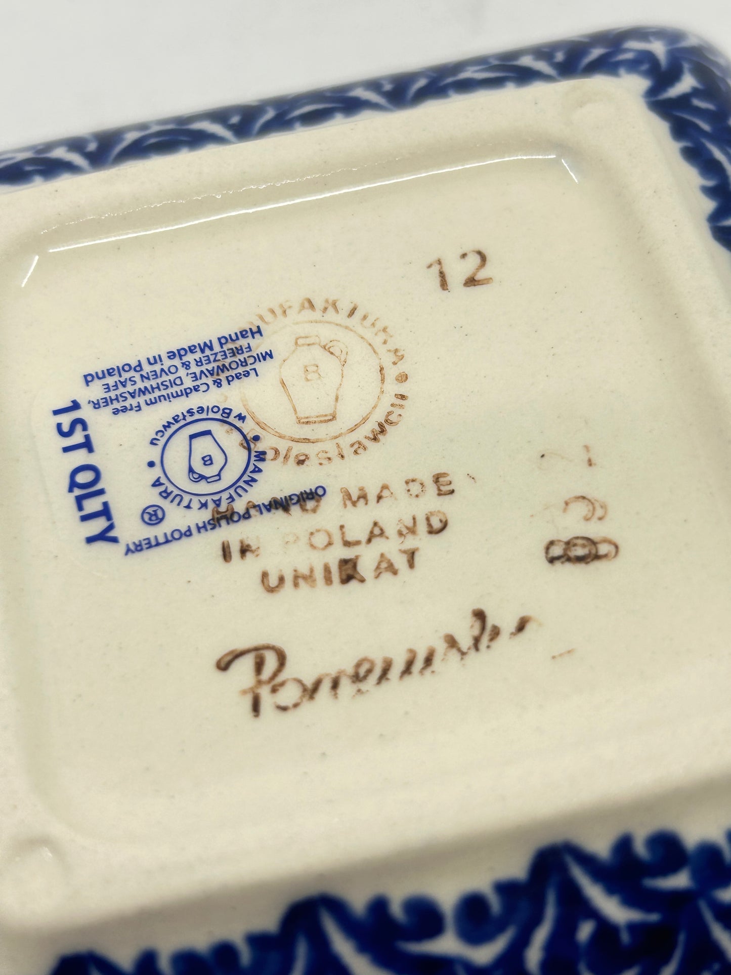 Square Bowl for Starters - P314