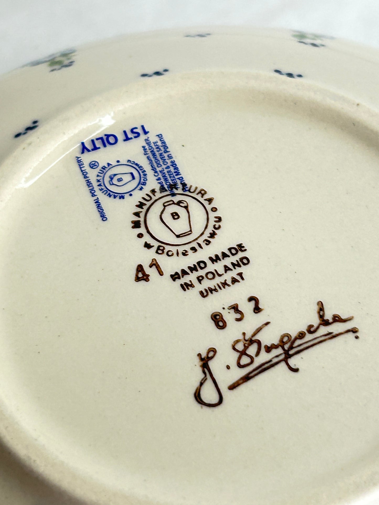 Bowl with Lid - JZ72