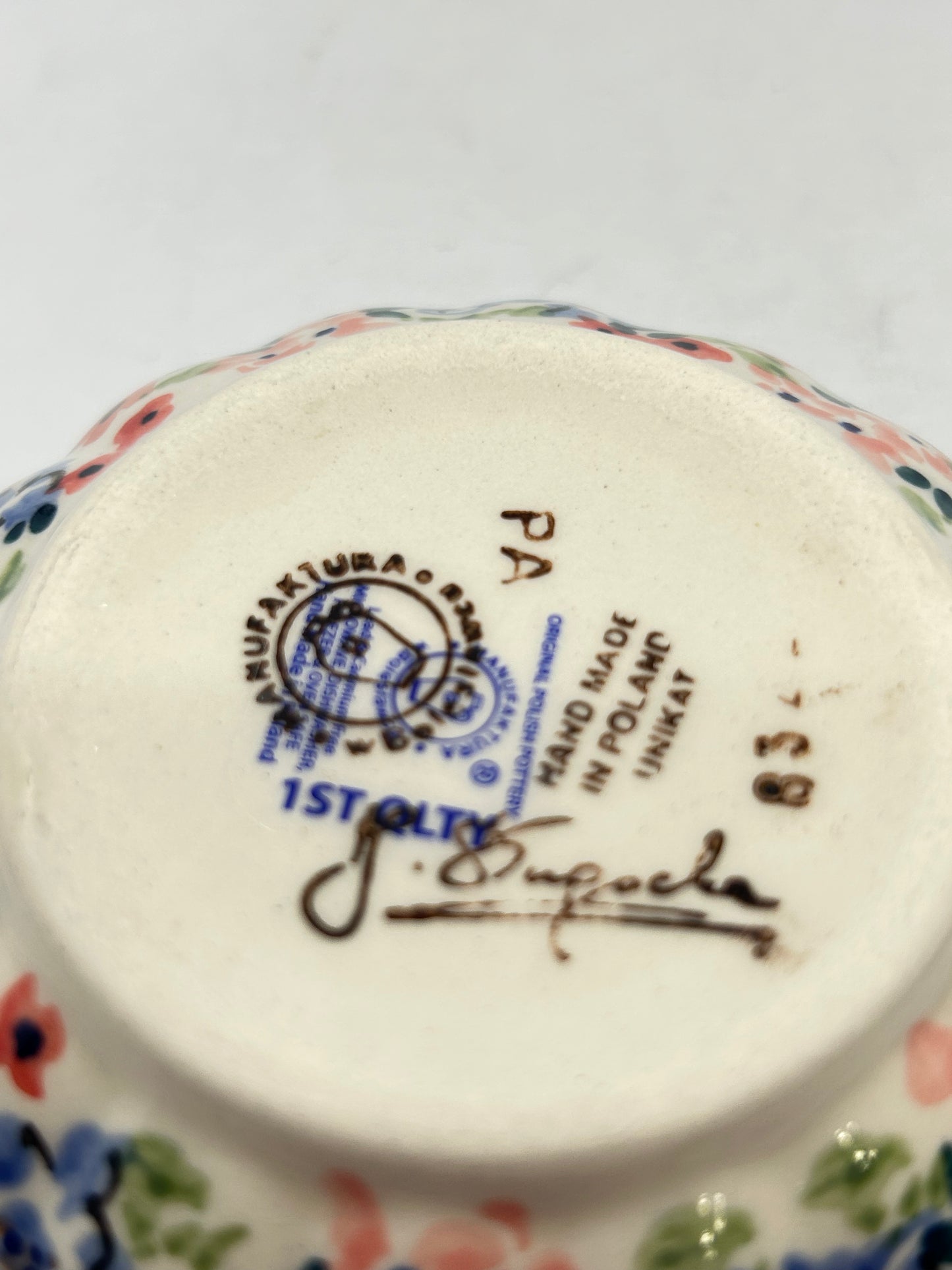 Scalloped Dish - JZ72