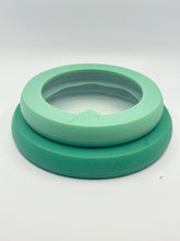 Load image into Gallery viewer, Misfit - Green Flexible Silicone and Glass Bowl Lid Set of 3 (MISSING LID)