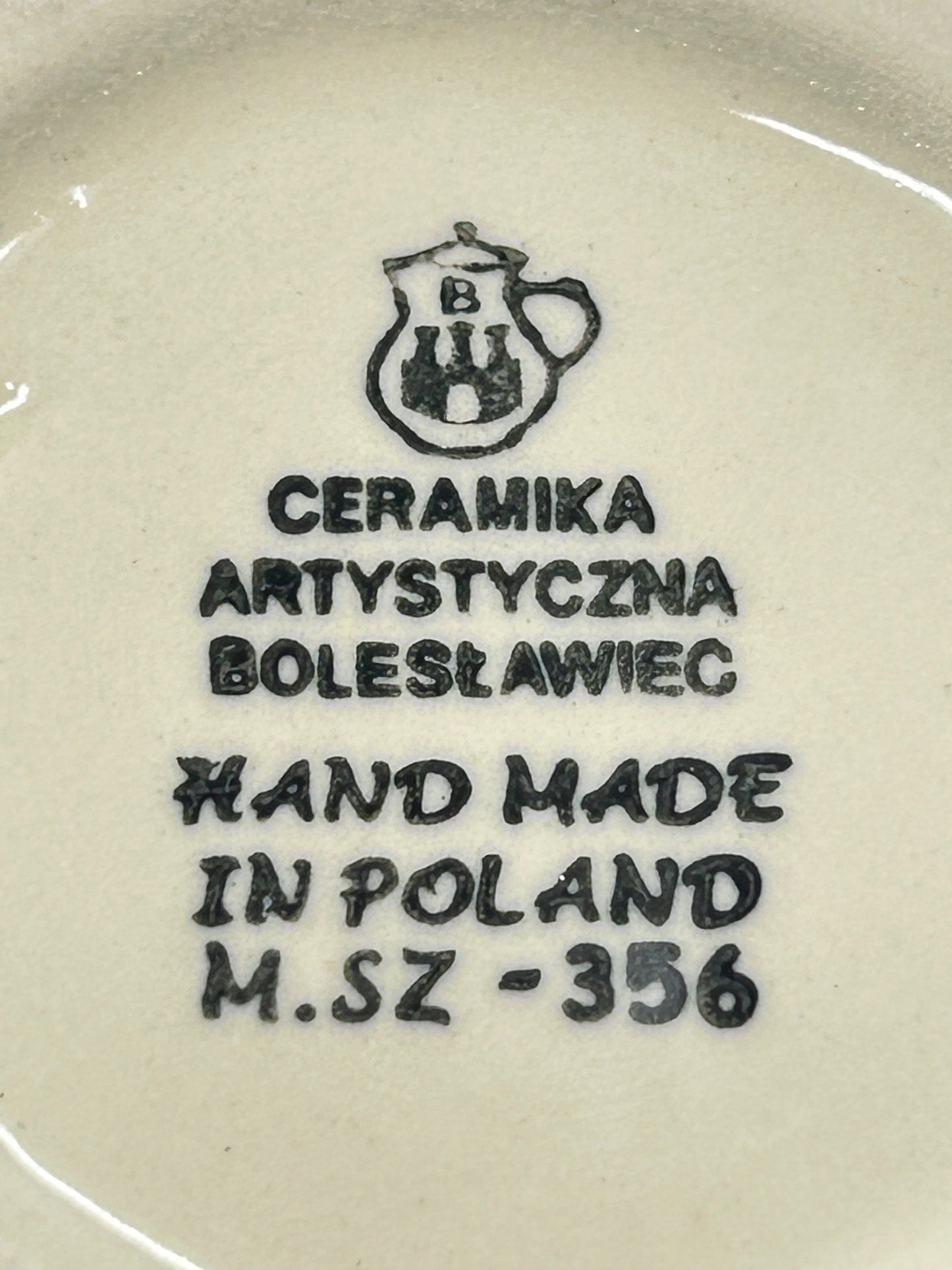 Bowl w/ Loop Handle ~ 16 oz ~ 2979X - T3*