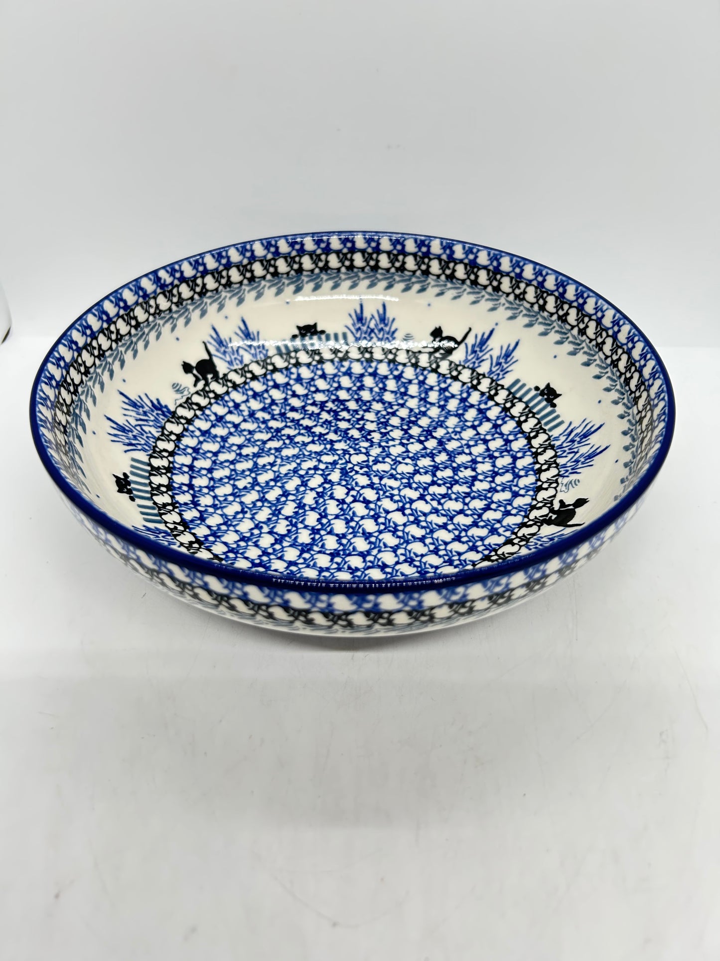 Bowl ~ Serving ~ 9 inch ~ 2827X - T4!