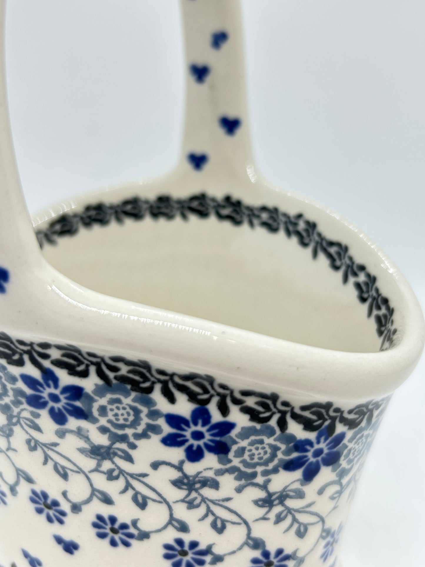 Basket with Handle ~ 2158 ~ T3!