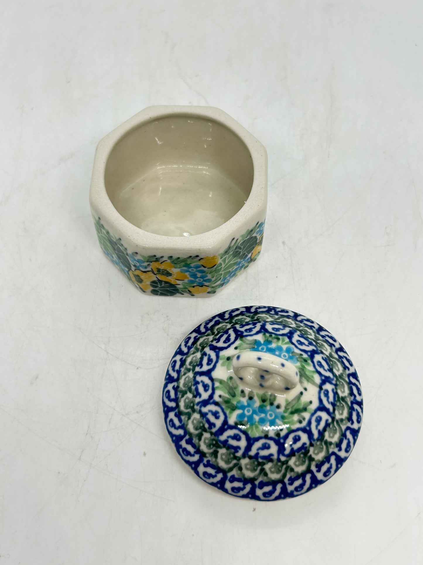 Mini Pretzel Box ~ Small - U5106 - U3!
