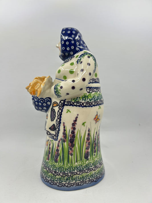 Babcia with Pierogi - Limited Edition U-LA1