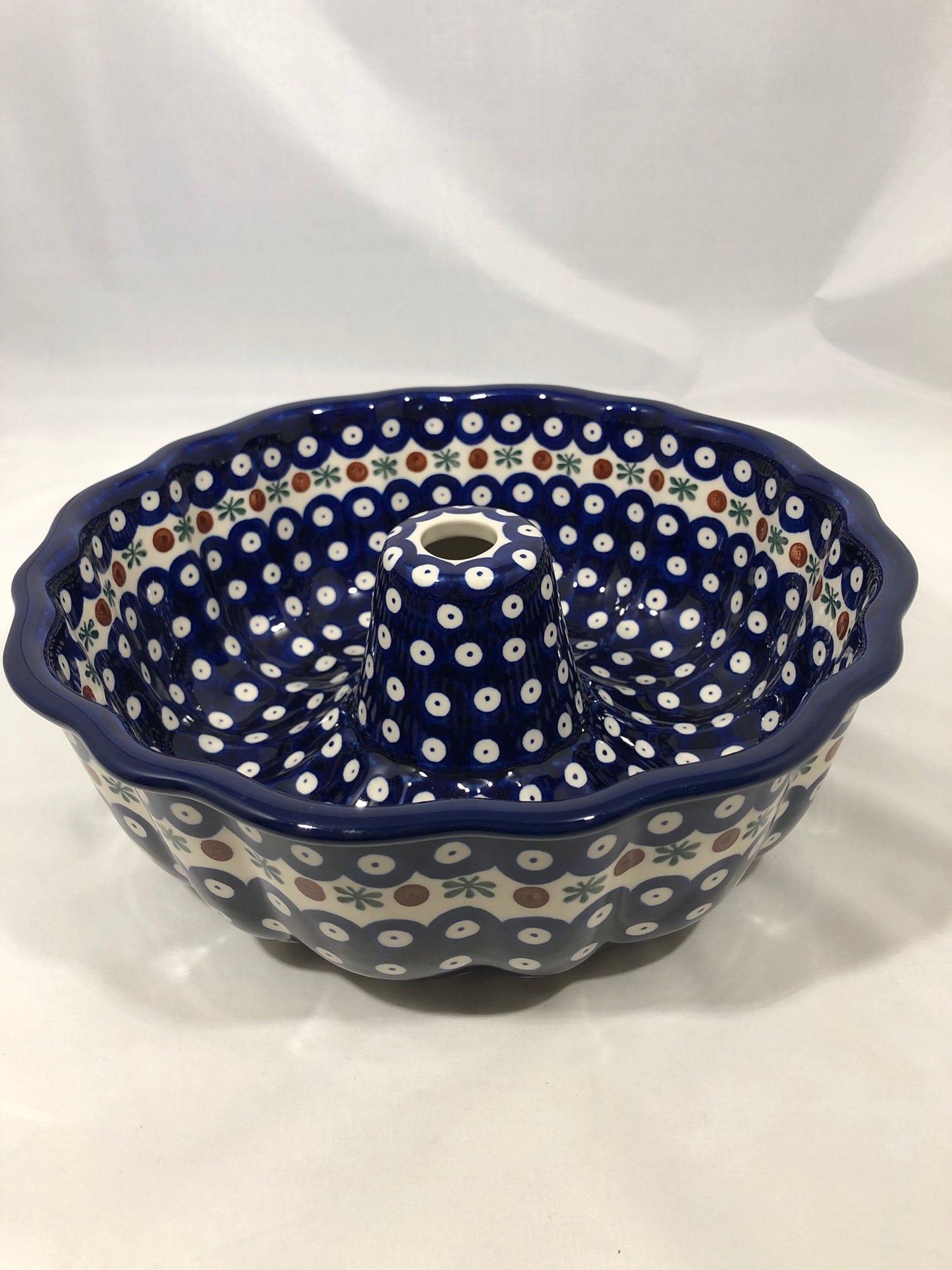 Baker ~ Bundt Pan ~ 70X ~ T3!