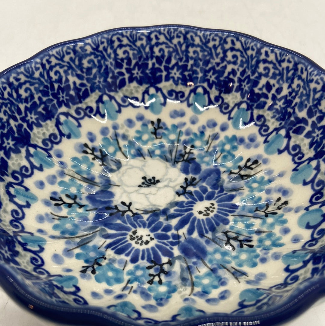 Bowl ~ Scalloped ~ 4.5 inch ~ U4963 ~ U6!