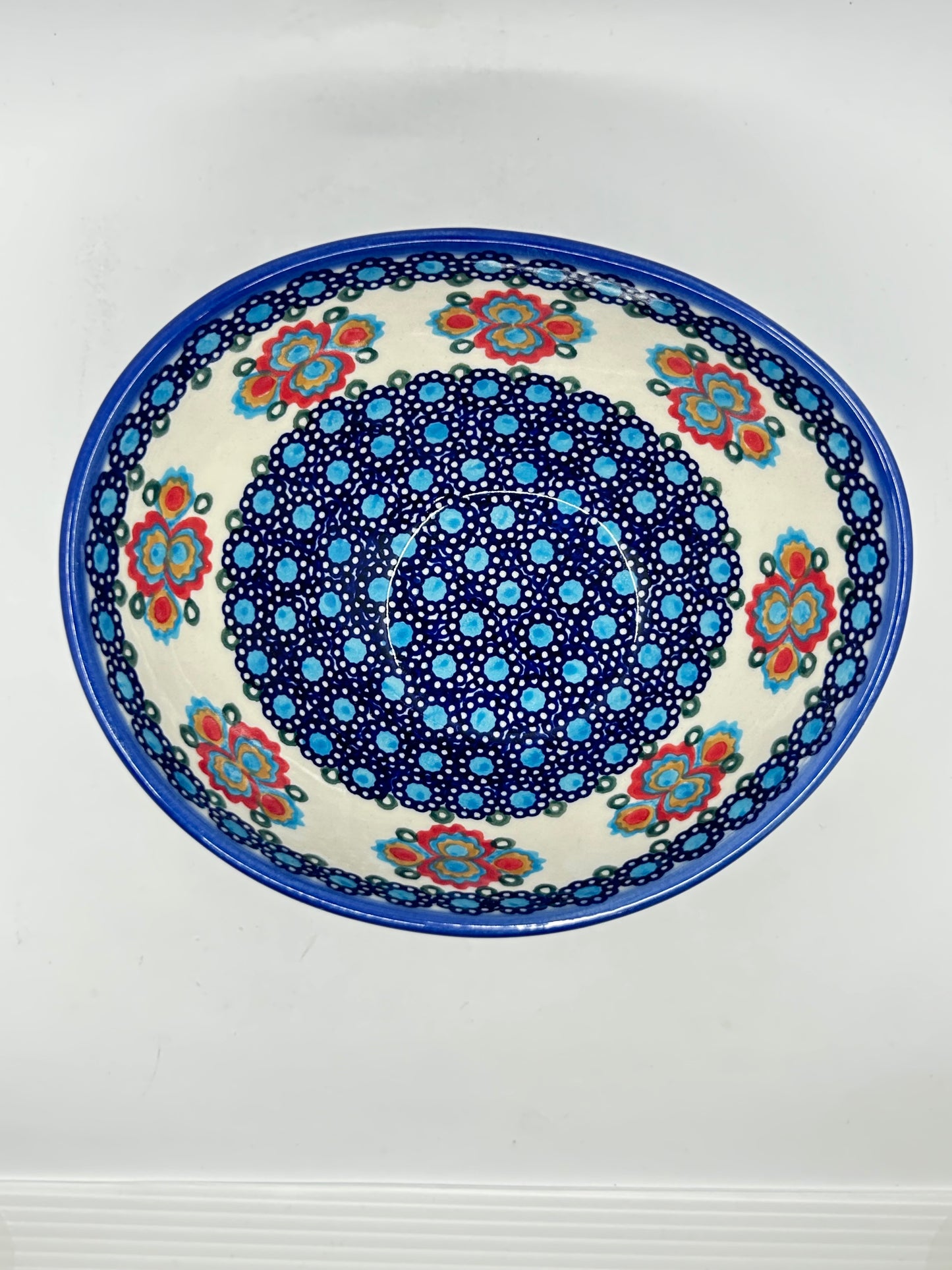 Egg Shape Serving Bowl - D82
