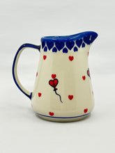 Load image into Gallery viewer, Pitcher - Cat with Heart - Unikat
