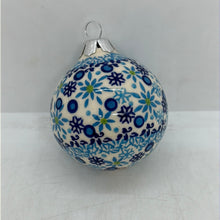 Load image into Gallery viewer, 2.5&quot; Galia Round Ornament - P-CH1
