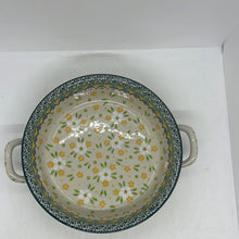 Load image into Gallery viewer, Baker ~ Round w/ Handles ~ 8 inch ~ 2358Q - T3!