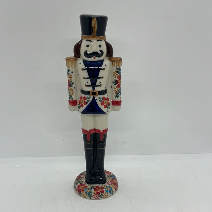 NUTCRACKER Figurine - D52