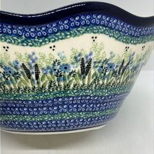 Load image into Gallery viewer, Bowl ~ Wavy Edge ~ Medium ~ 10 inch ~ U4333 - U4!