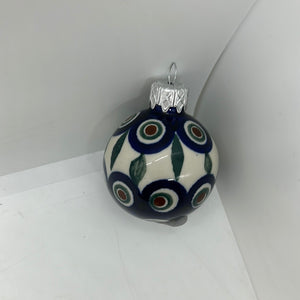 Andy Round Ornament - D43