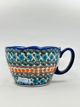 Load image into Gallery viewer, Fruit Bowl with Handle - D62