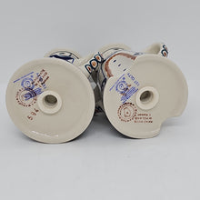 Load image into Gallery viewer, Salt &amp; Pepper Man &amp; Woman Set - 054A