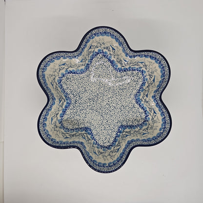 Flower Shaped Baker ~ 9.25" ~ 2829X - T4!