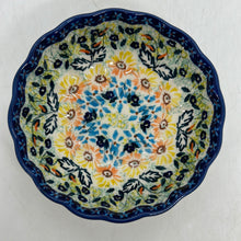 Load image into Gallery viewer, Scalloped Dish - WK80