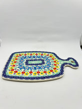 Load image into Gallery viewer, A406 - Small Cutting Board - D26
