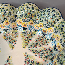 Load image into Gallery viewer, Wavy Edged Platter - WK80