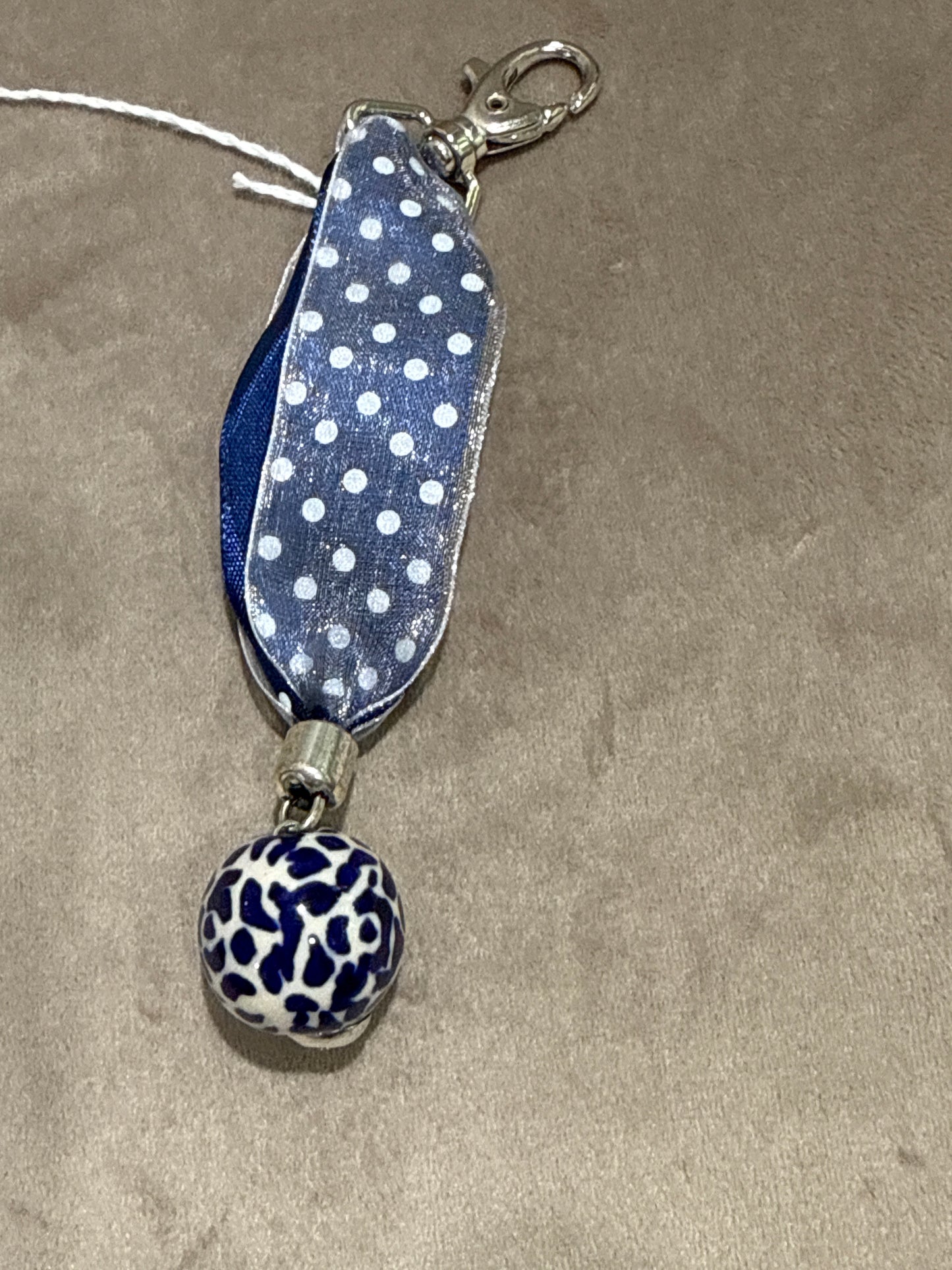 Manufaktura Keychain - Blue Dot