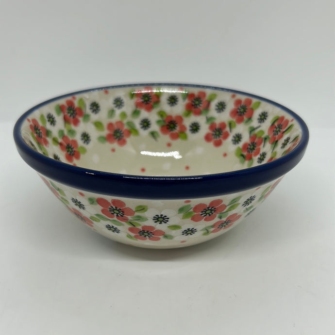 Bowl ~ Nesting Salad/Cereal ~ 5.5 W ~ 2345X ~ T4!