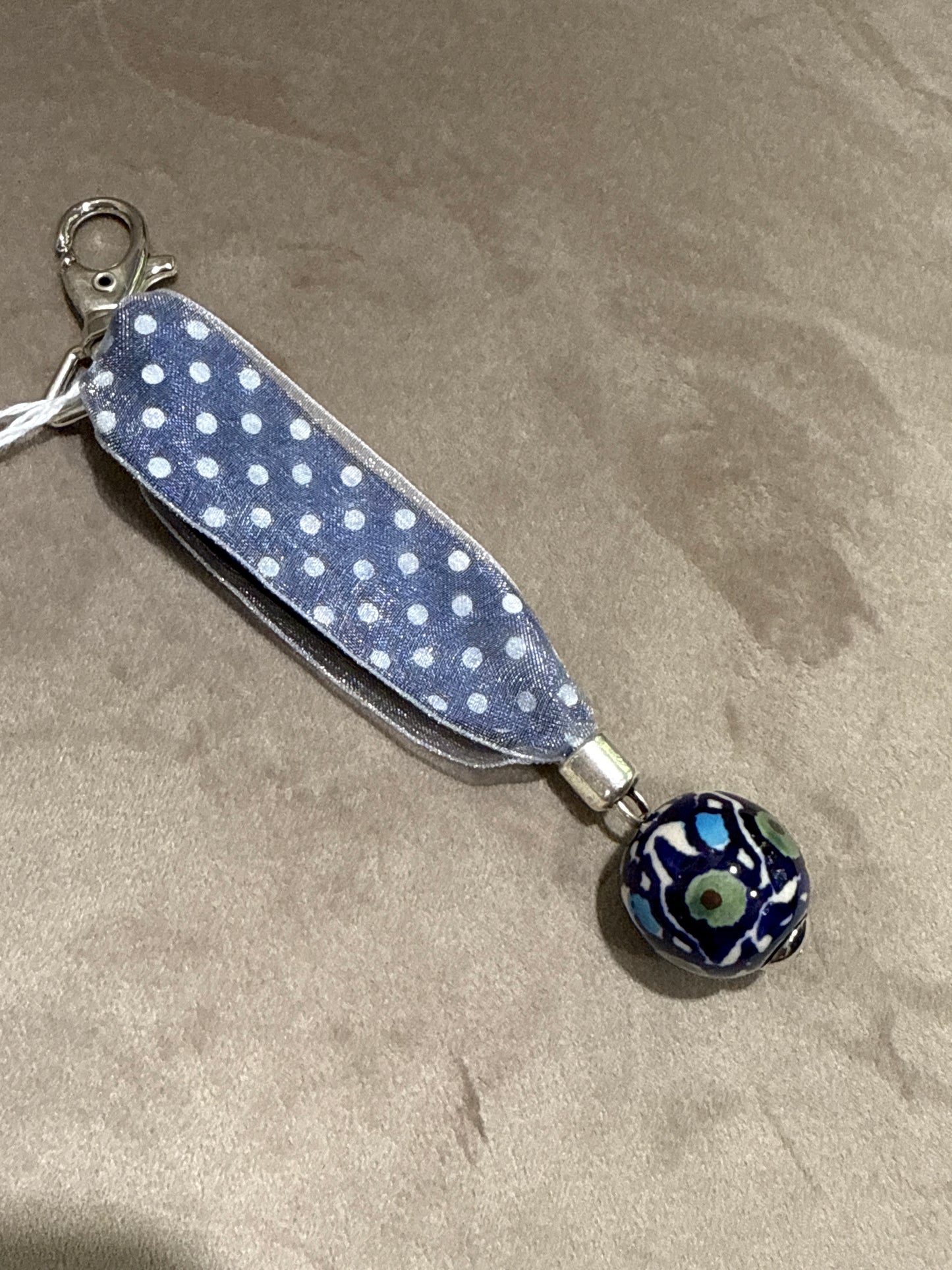 Manufaktura Keychain - Green Dot