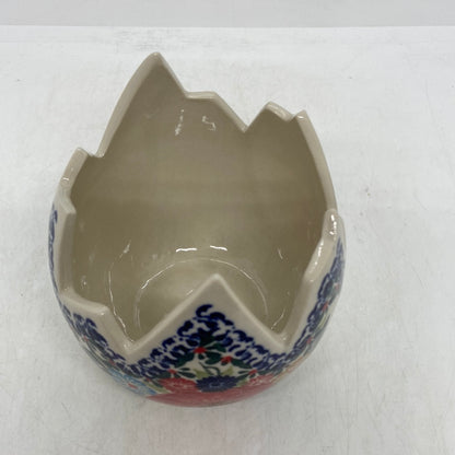 Small Cracked Egg - D60