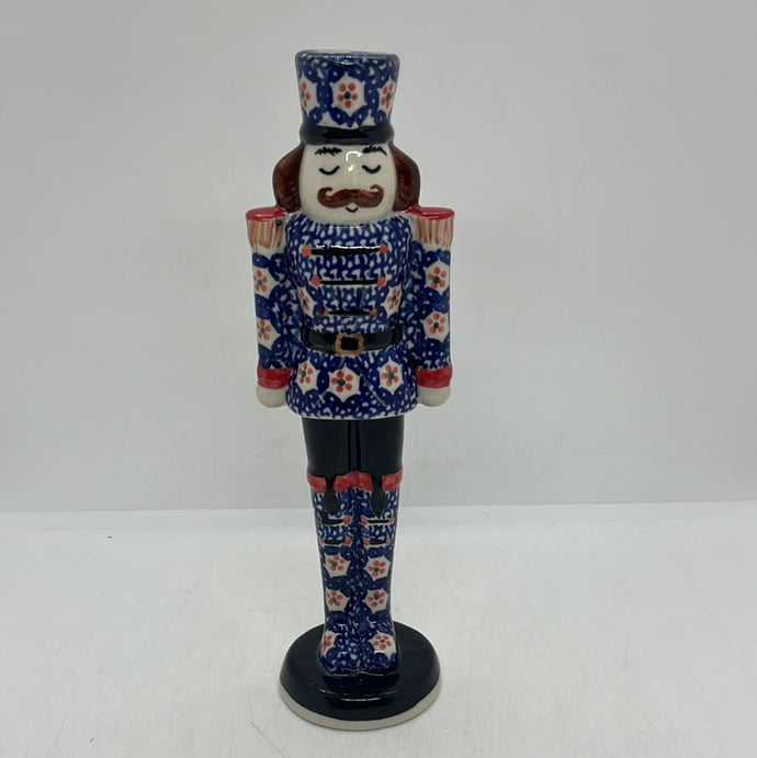 NUTCRACKER Figurine - D1