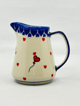 Load image into Gallery viewer, Pitcher - Cat with Heart - Unikat