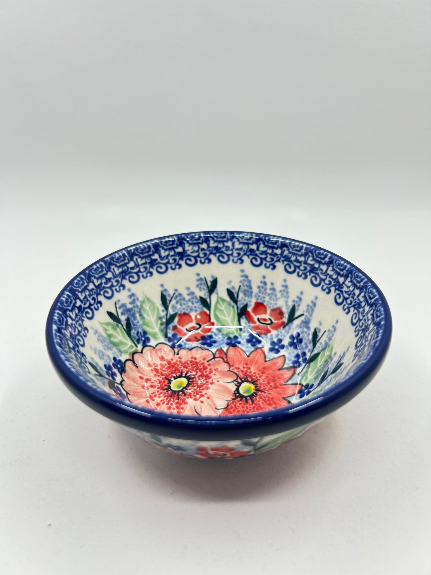 556 ~ Bowl ~ Nesting 5"W ~ U5137 ~ U4!